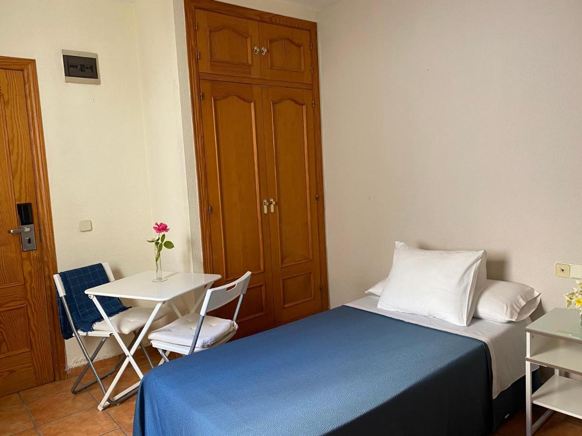 Hostal Moscatel Málaga Exterior foto